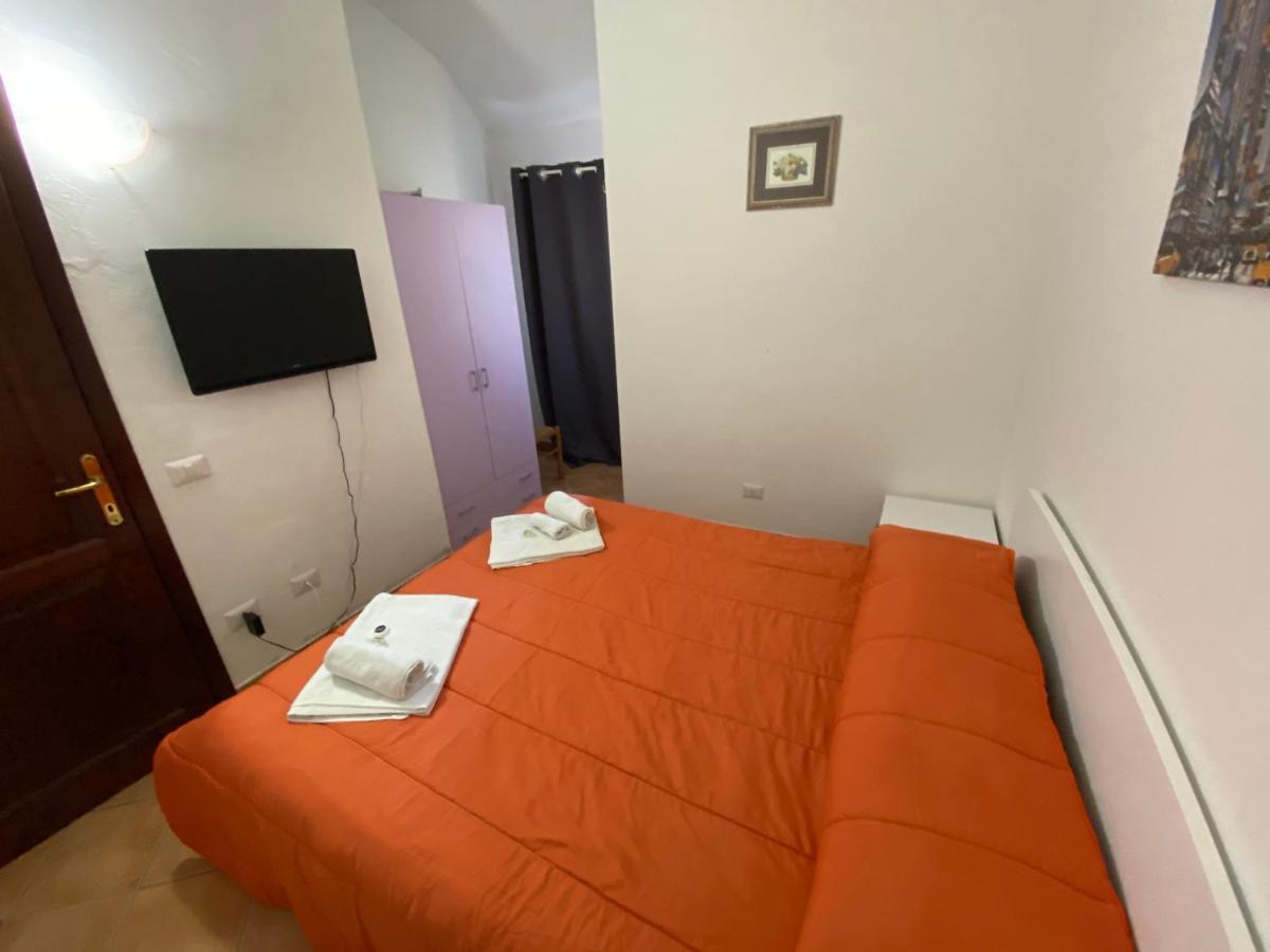 サン・テオドーロ La Coccinella Al Mare Bed & Breakfast エクステリア 写真